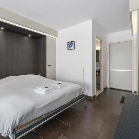 Apartment Dilemmasea - App Met Zeezicht, Terras én Zwembad *