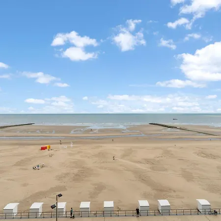 Dilemmasea - App Met Zeezicht, Terras én Zwembad Apartment