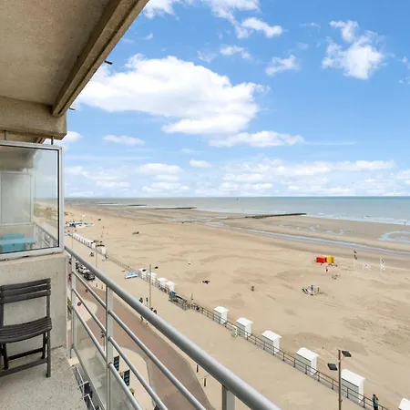 Apartamento Dilemmasea - App Met Zeezicht, Terras En Zwembad